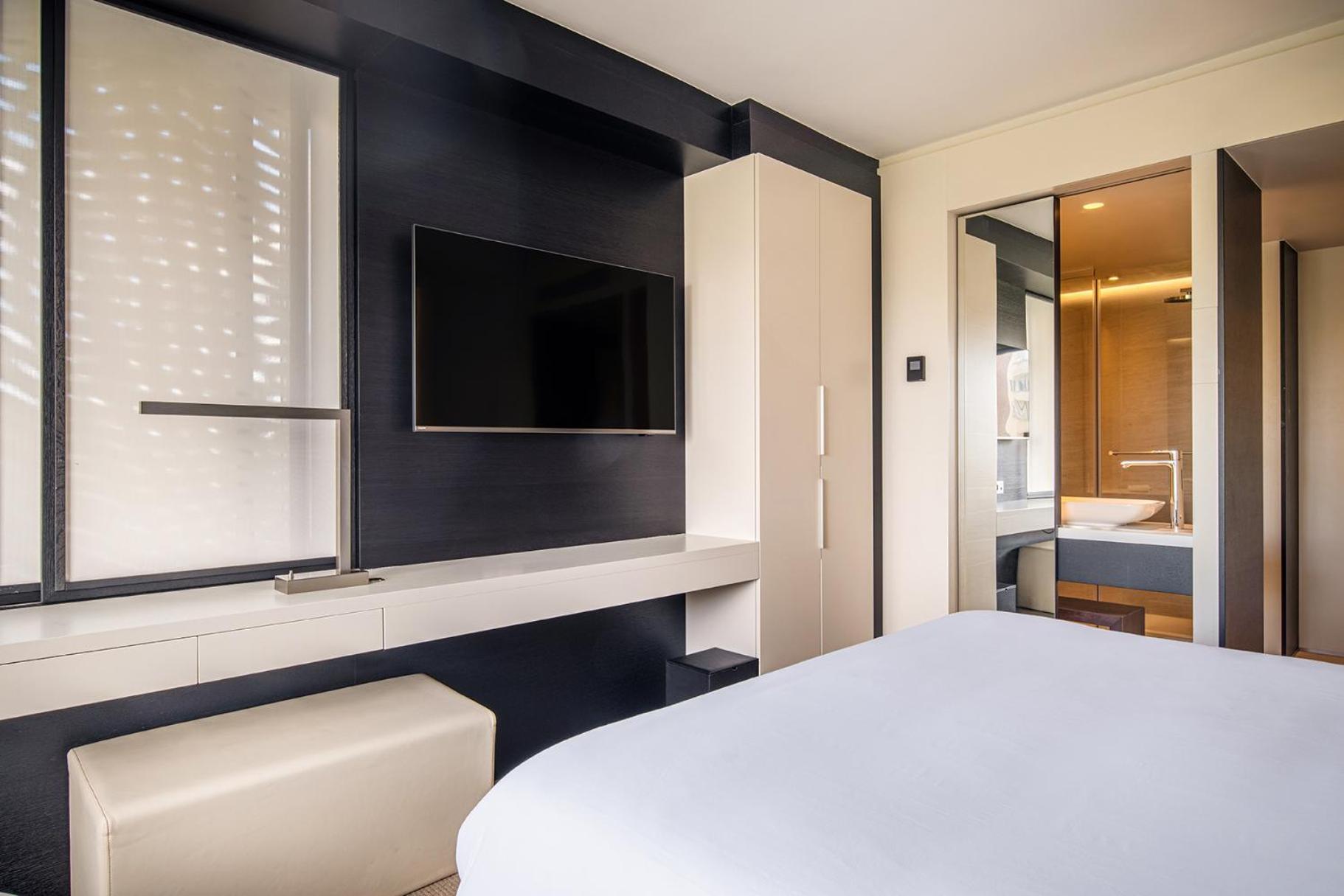 Hotel The